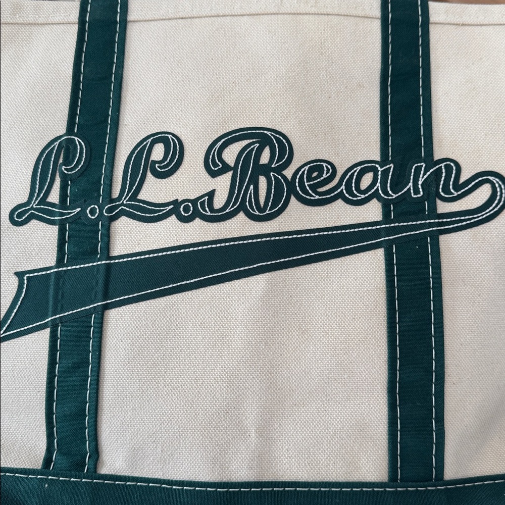 Vtg L.L. Bean Boat & Tote - Picture 2 of 7